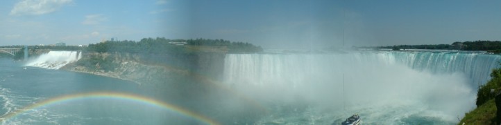 Michi made this cool panorama image with his SE K800i phone. AWESOME!